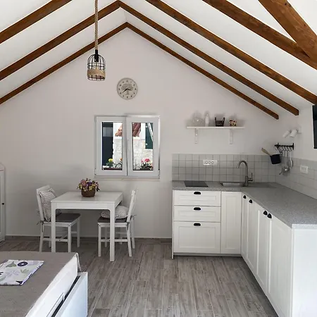 House Little Flower 2 * Trogir