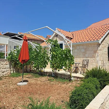 Casa de Férias House Little Flower 2 Trogir