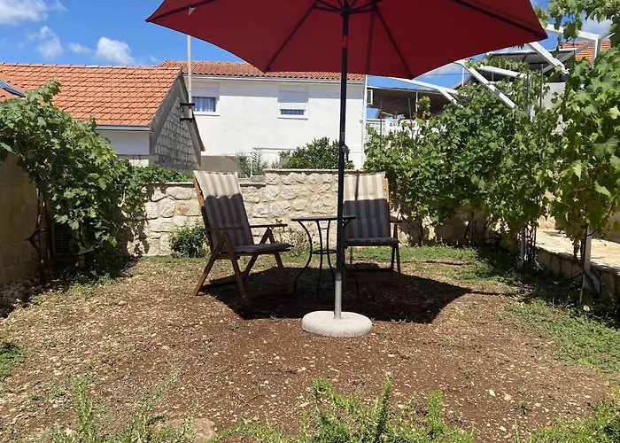 House Little Flower 2